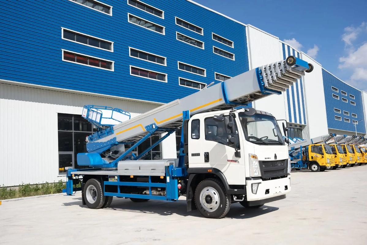 射阳县出租云梯车高空作业车 建筑垃圾搬运